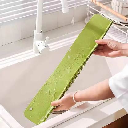 Splash Guard for Kitchen Sink & Countertop